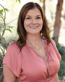 Lindsey Masor headshot